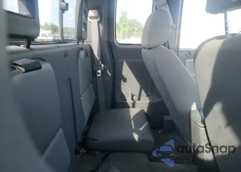 2007 Dodge Dakota Slt z USA, uszkodzony, nr VIN 1D7HW42K27S113332